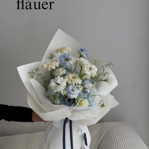 Bó Hoa Cẩm Tú Cầu Tone Xanh Trắng