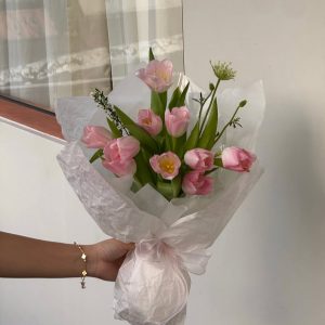 Bó 10 Hoa Tulip Tone Hồng